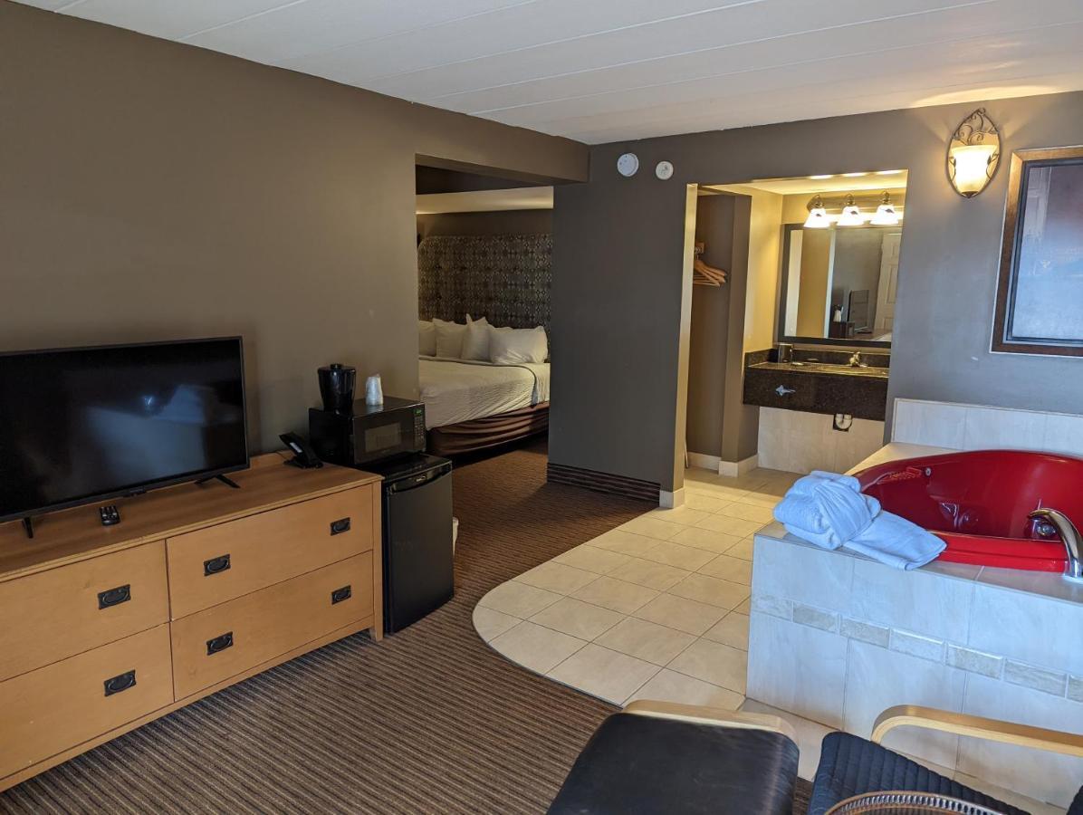 Days Inn By Wyndham Birch Run Dış mekan fotoğraf