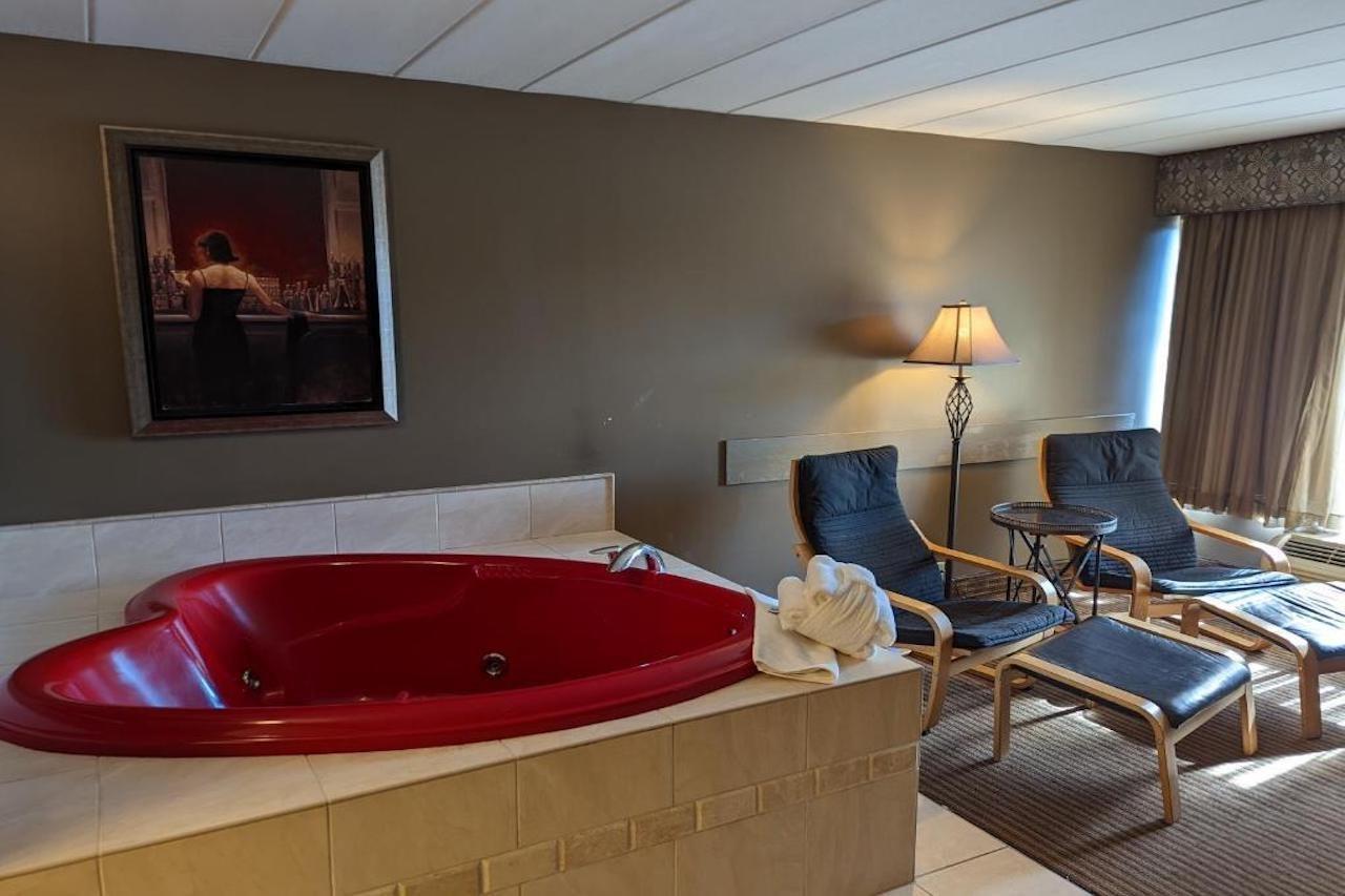 Days Inn By Wyndham Birch Run Dış mekan fotoğraf