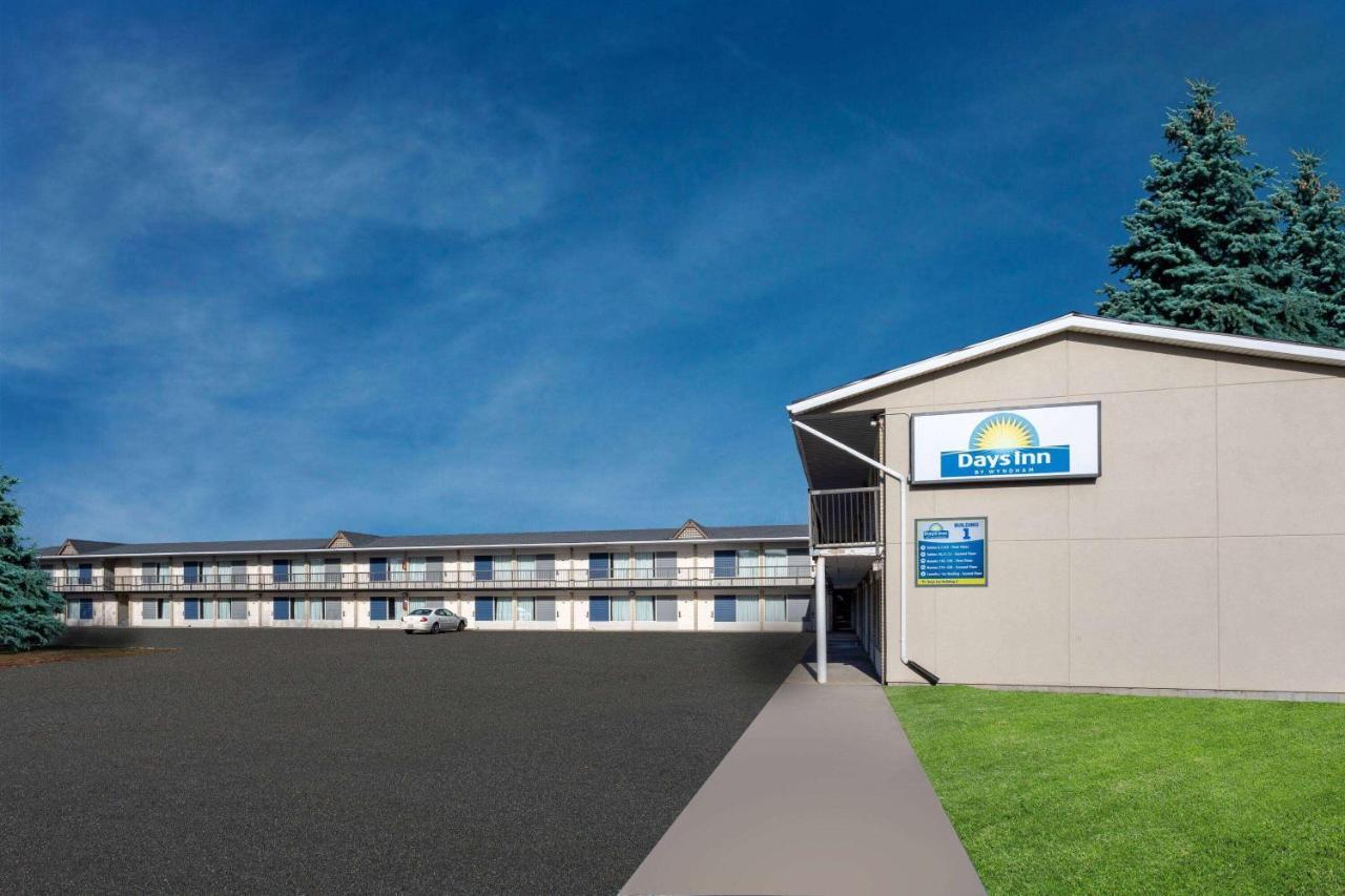 Days Inn By Wyndham Birch Run Dış mekan fotoğraf